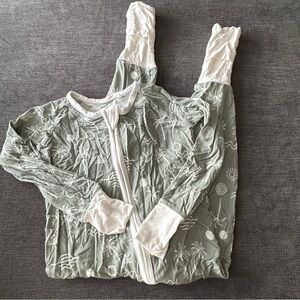 Kozy Jammies Green and White Palm Tree Print Bamboo Zippy size 18-24 months